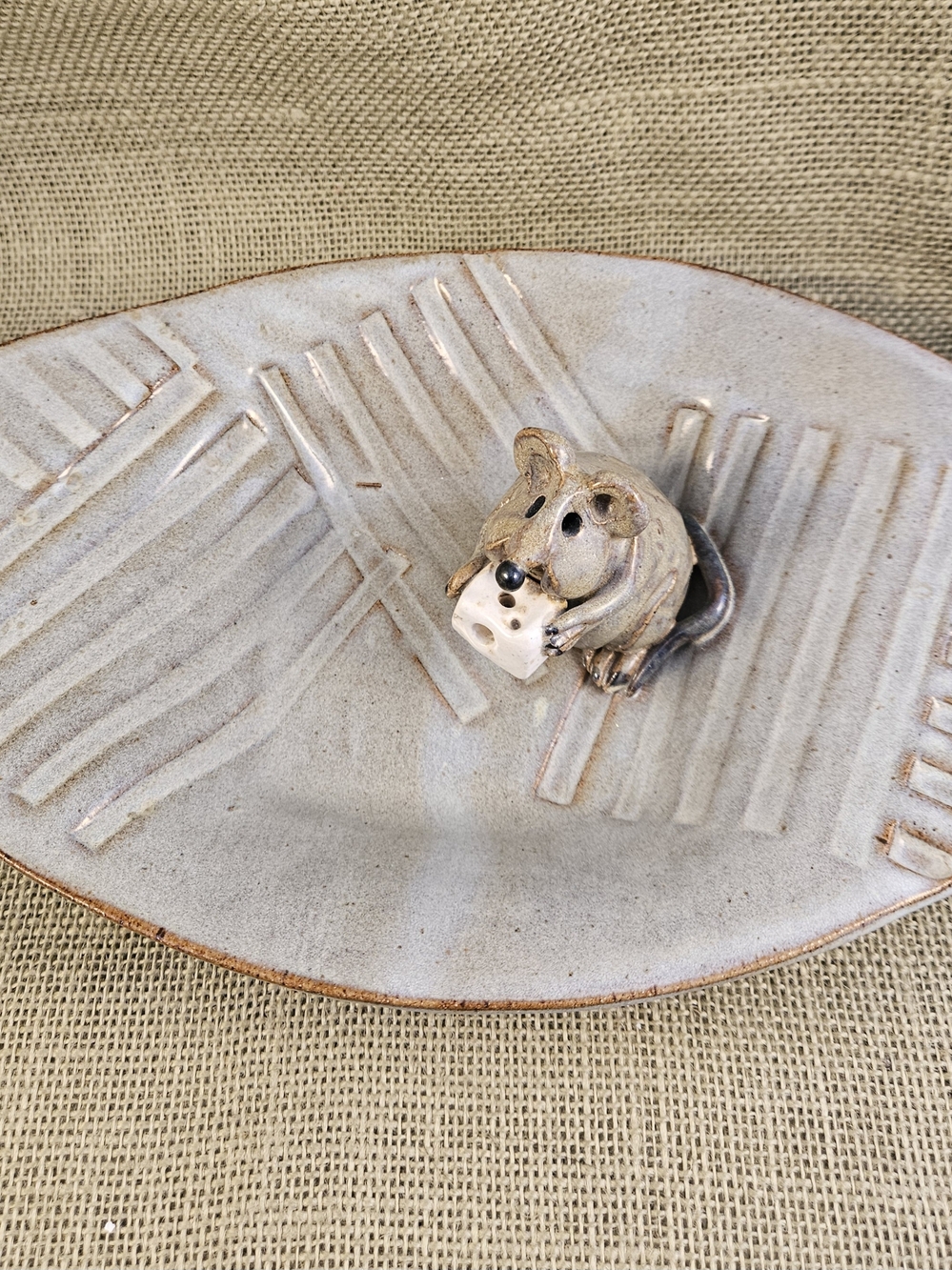 Steve Vasiliou Studio Pottery Handmade Vintage Cheese Tray 3D Mouse Rare